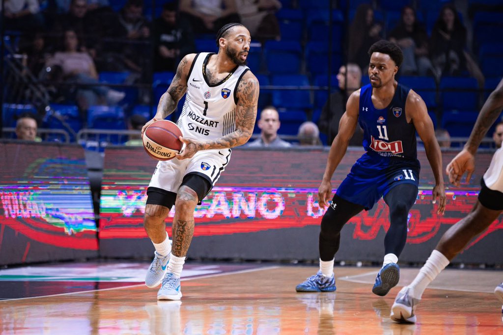 Karlik Džons - KK Partizan